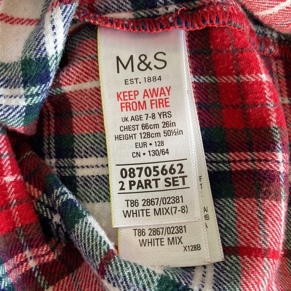 Marks & Spencer Children’s Plaid Pajama Set - Size 7-8 - Picture 8 of 9